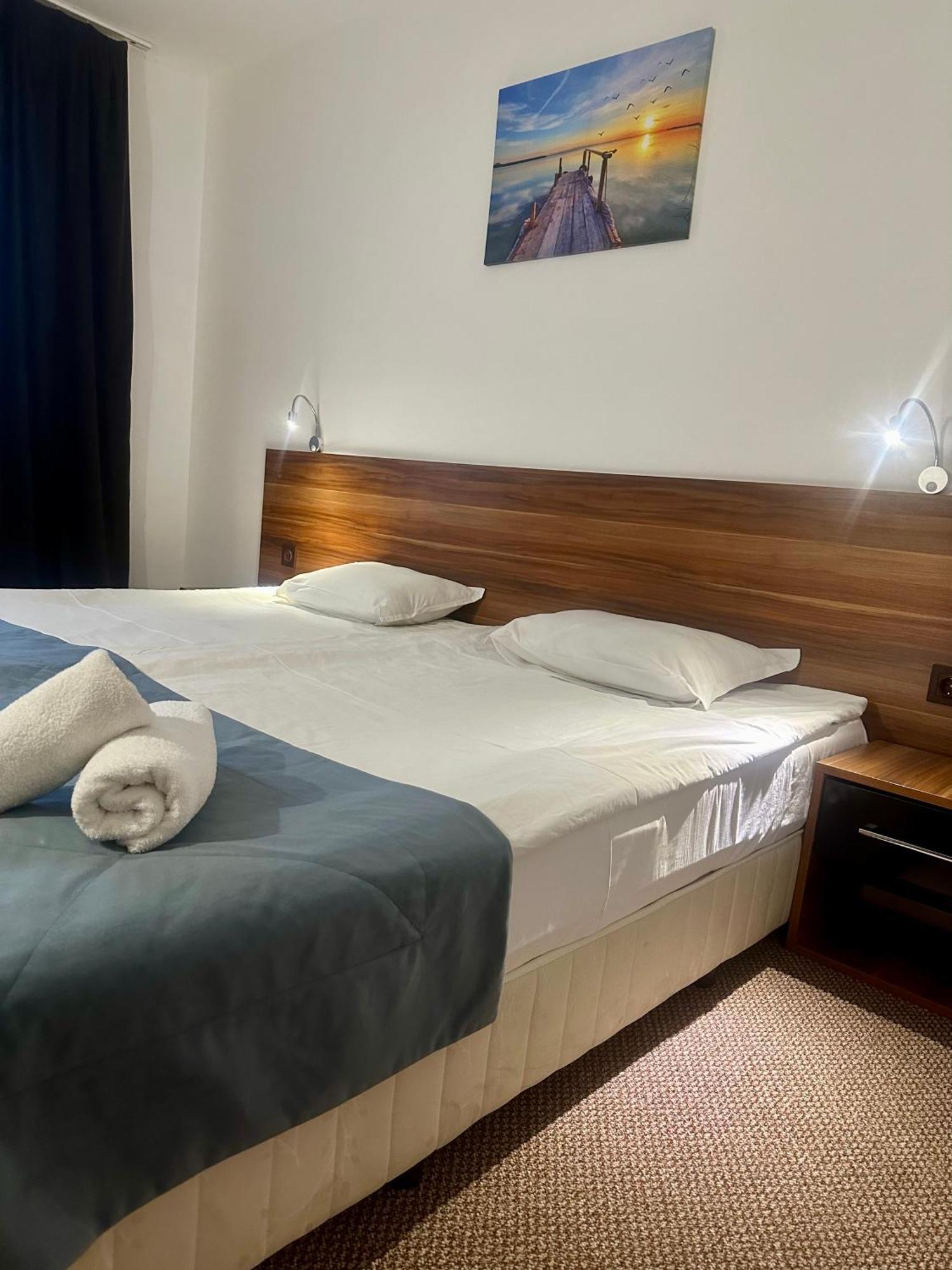 Hotel Brilliance Warna Zewnętrze zdjęcie