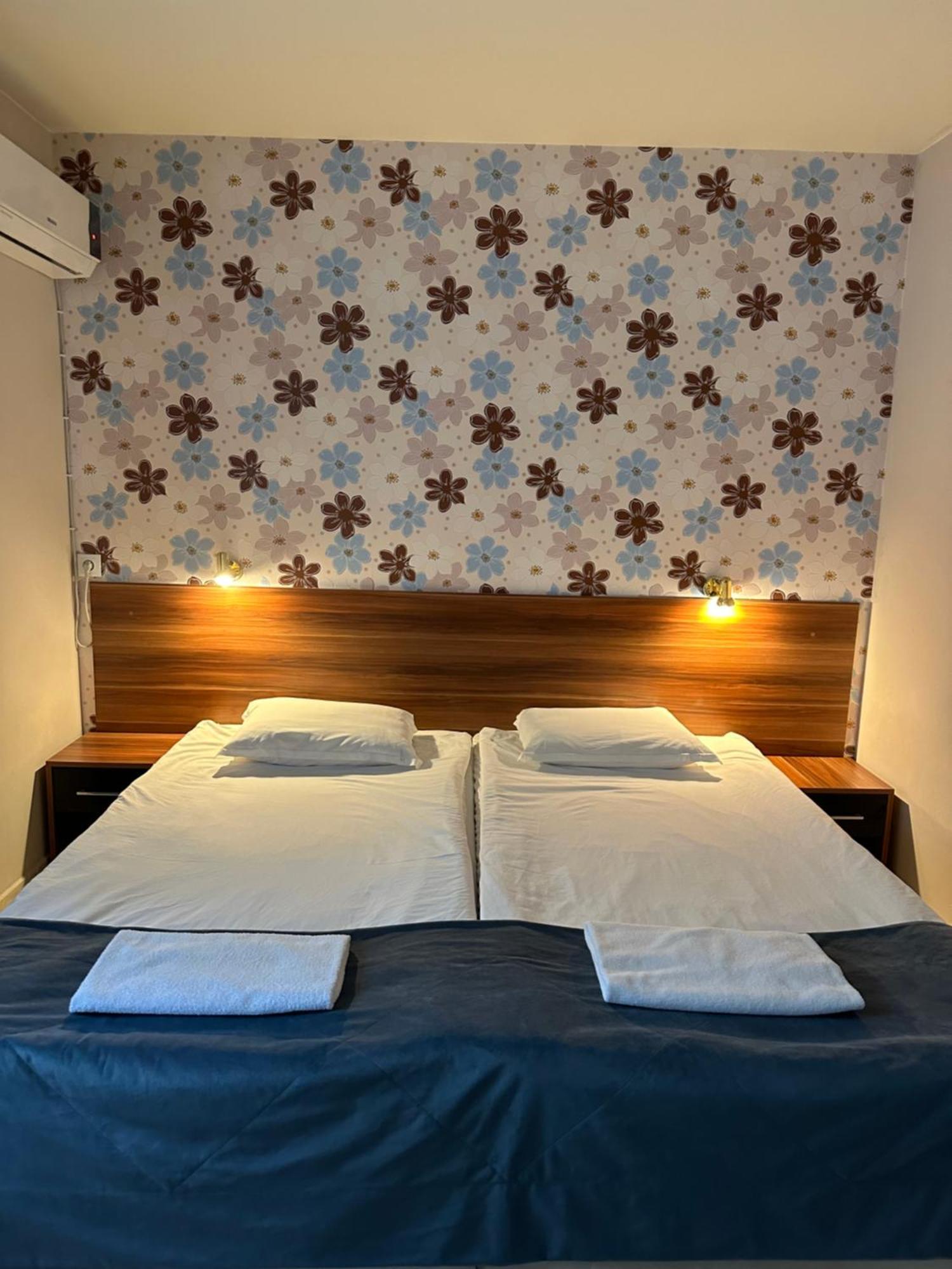 Hotel Brilliance Warna Zewnętrze zdjęcie