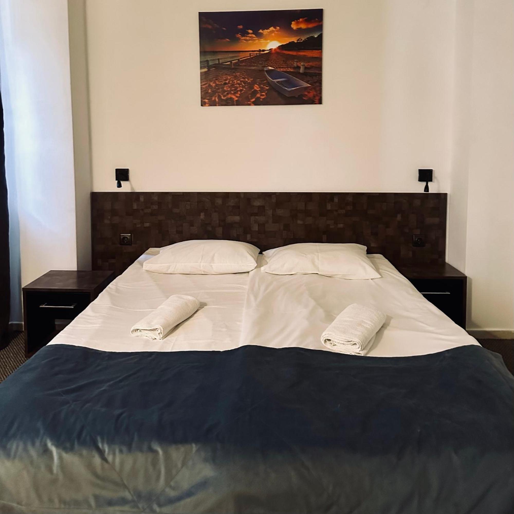 Hotel Brilliance Warna Zewnętrze zdjęcie