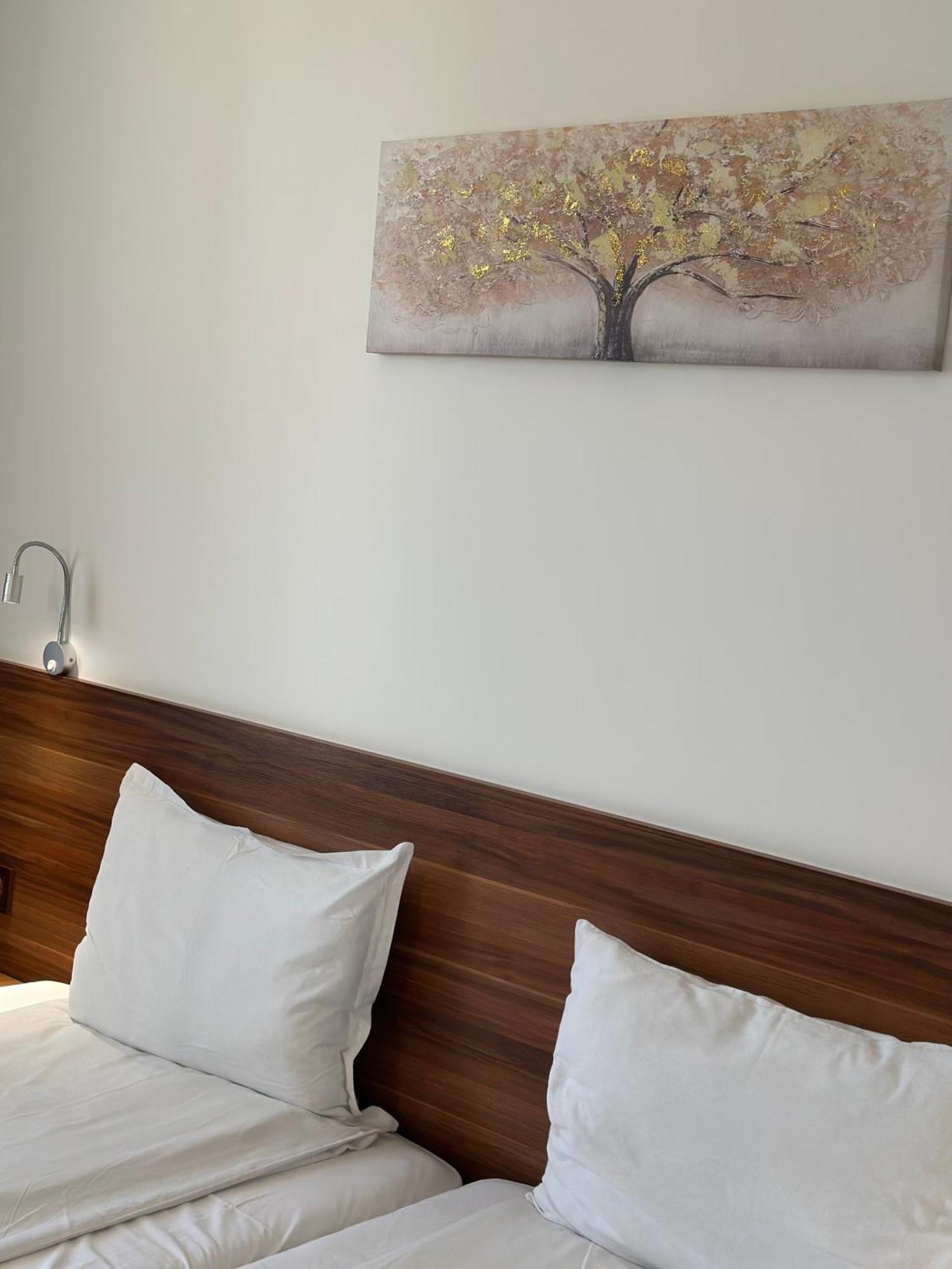 Hotel Brilliance Warna Zewnętrze zdjęcie